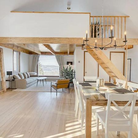 Intimate Apartment With Scenic Views Baie-Saint-Paul Exterior foto
